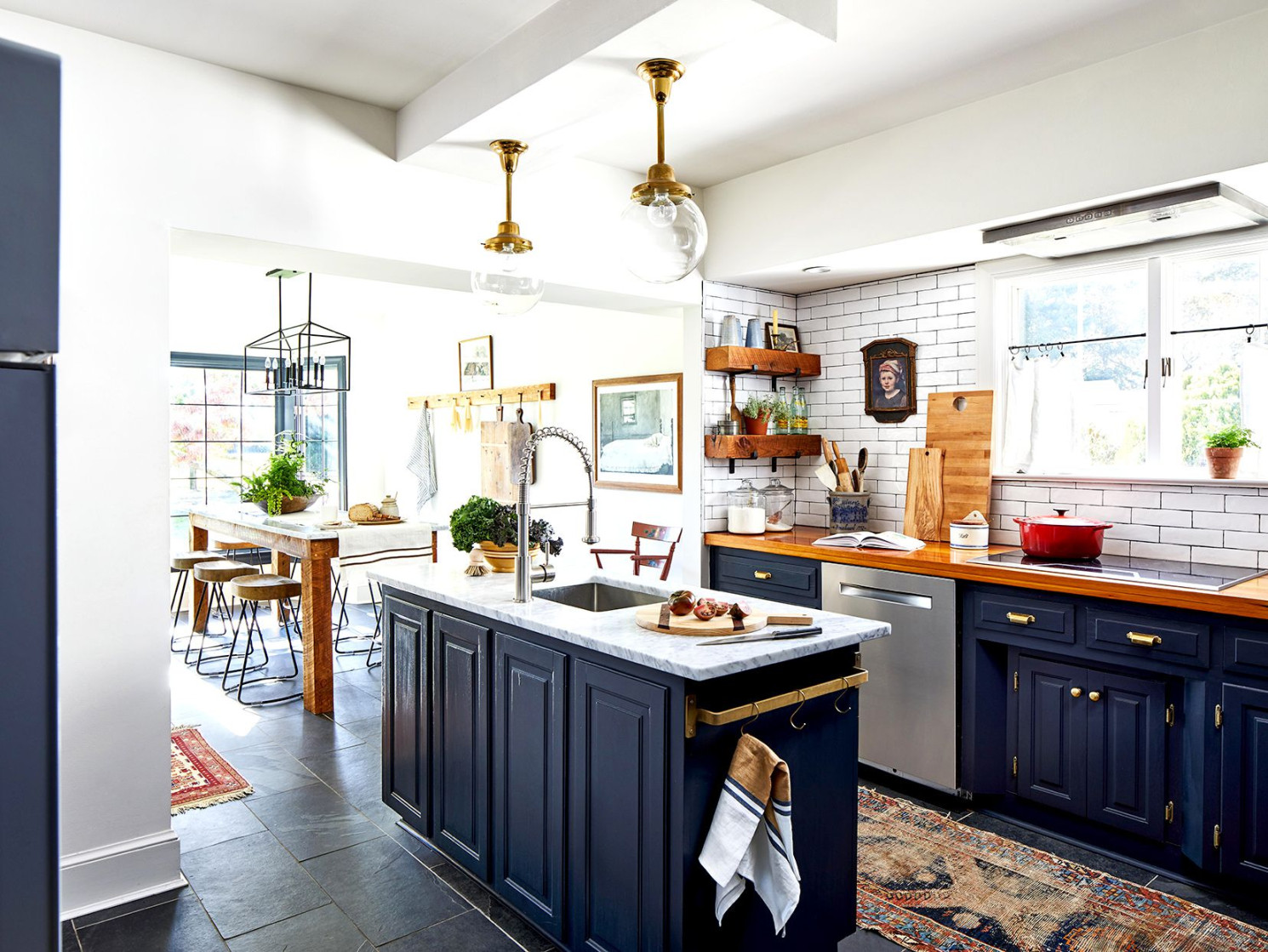 Blue Kitchen Color Schemes That Highlight This Classic Color