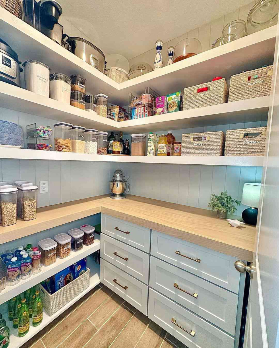 Corner Pantry Ideas to Maximize Your Kitchen Storage